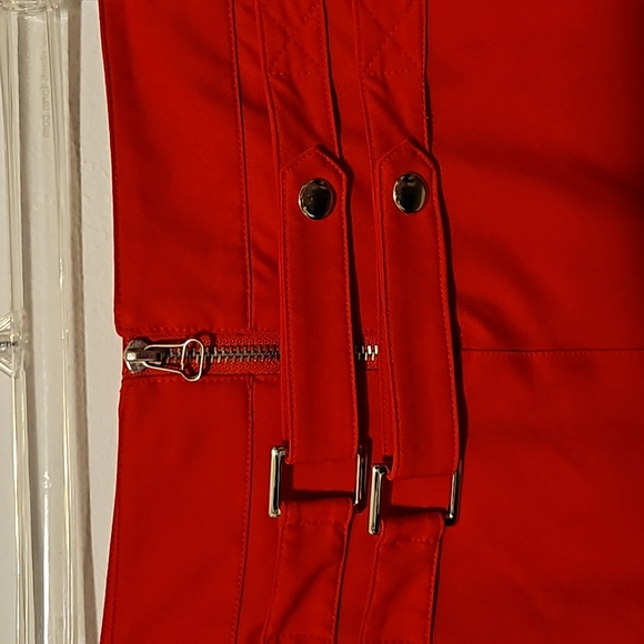 Cache' Red Mini Skirt - Picture 2 of 4